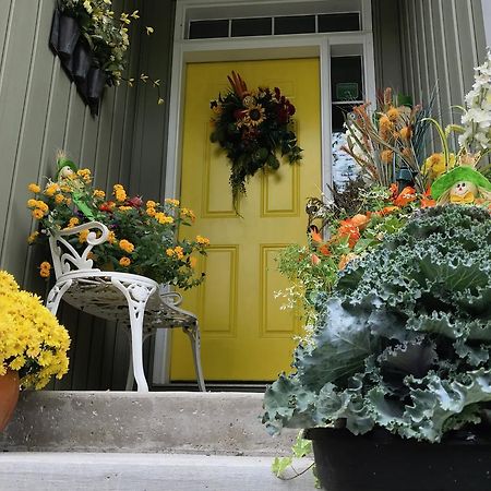 Yellow Door Bed And Breakfast Fort Erie Exteriör bild