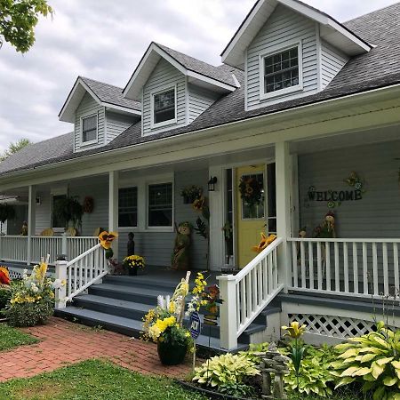 Yellow Door Bed And Breakfast Fort Erie Exteriör bild