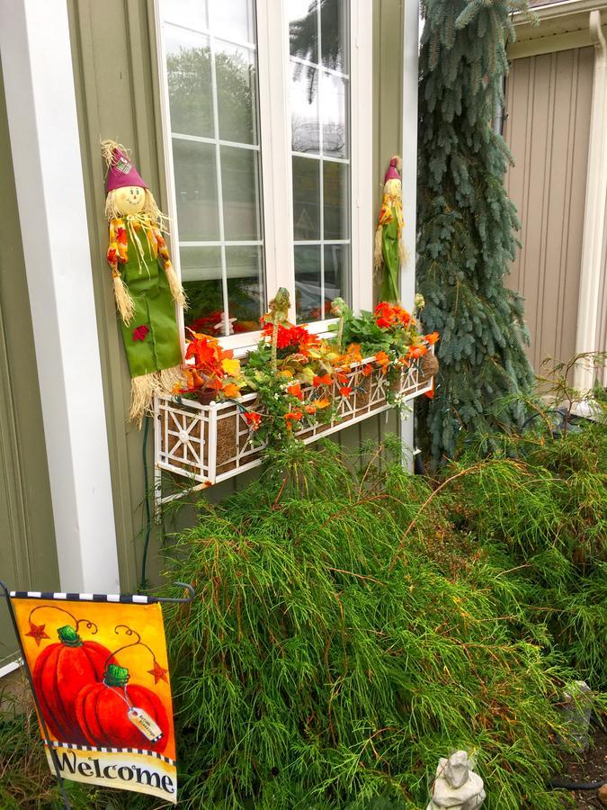 Yellow Door Bed And Breakfast Fort Erie Exteriör bild