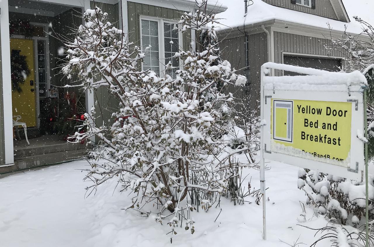 Yellow Door Bed And Breakfast Fort Erie Exteriör bild