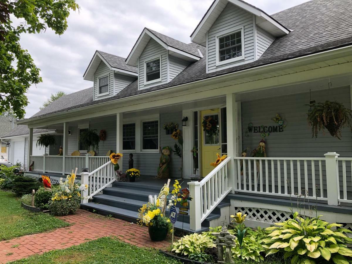 Yellow Door Bed And Breakfast Fort Erie Exteriör bild